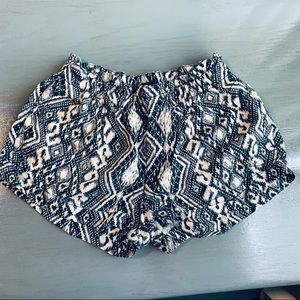 American eagle print flowy shorts